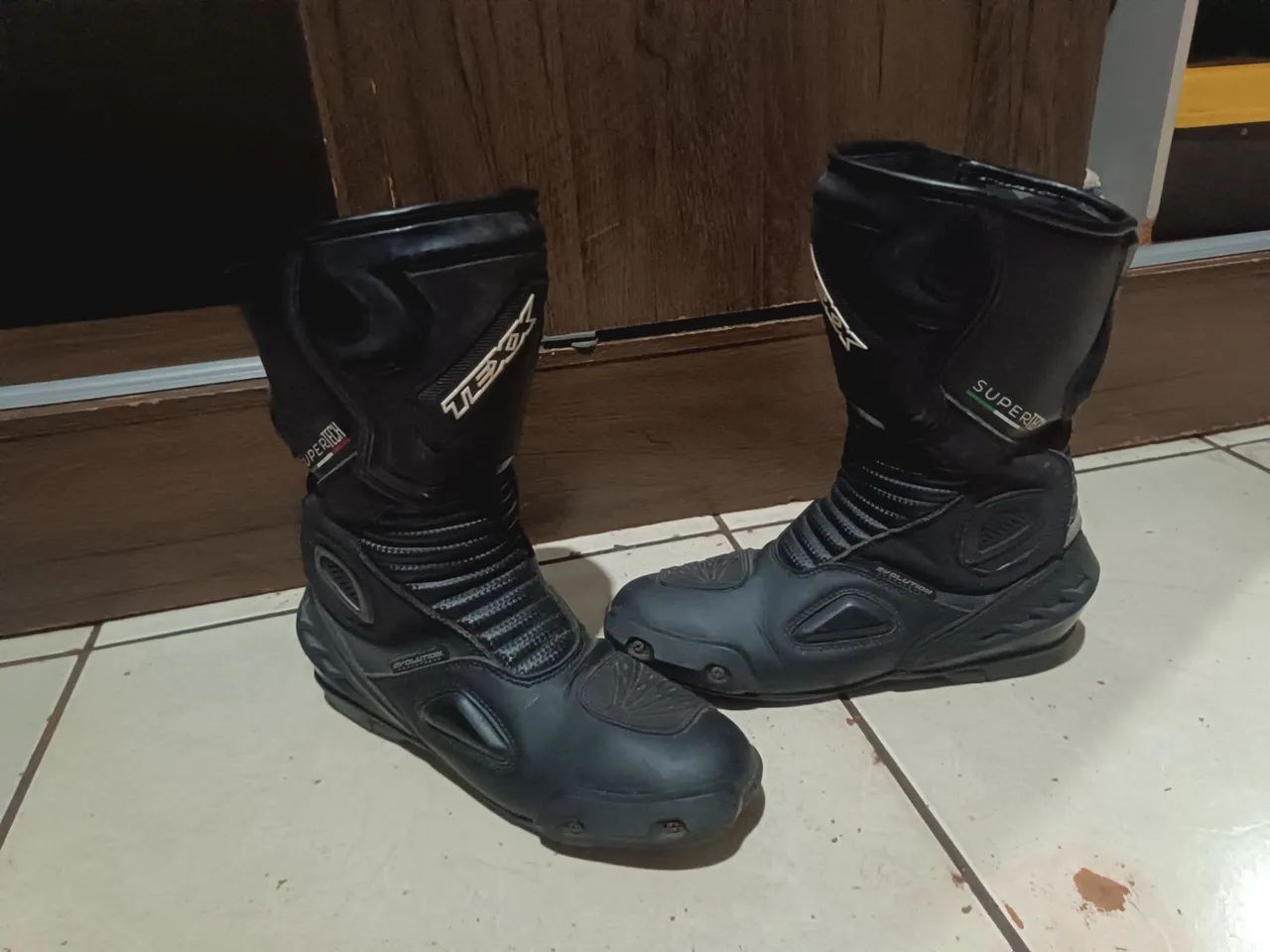 Bota motociclista 