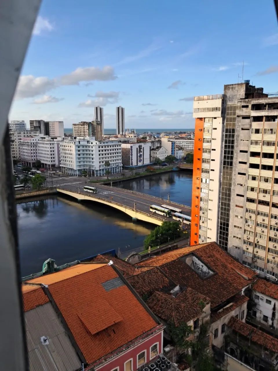 Alugamos ótimo apto já mobiliado na rua da aurora - Foto 2