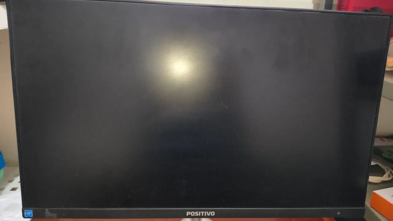 COMPUTADOR ALL IN ONE POSITIVO 
