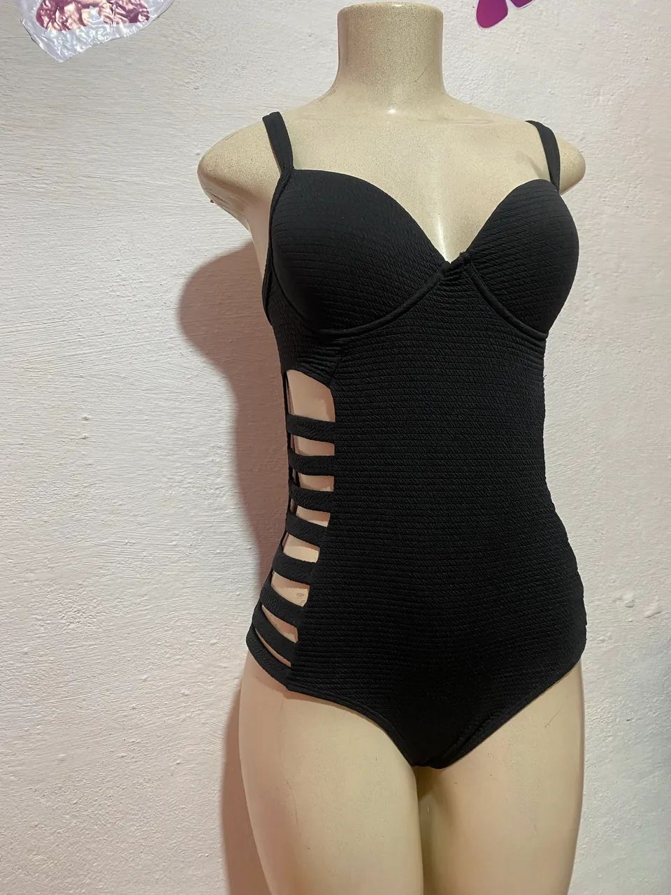 Maiô Preto com bojo e tirinhas G - Foto 4