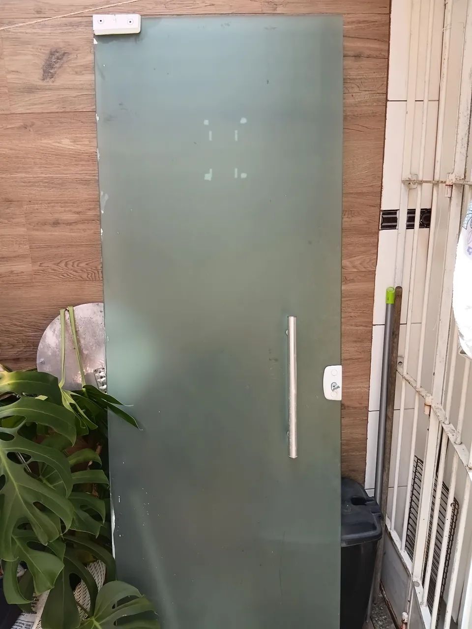 Porta de brinde jateada