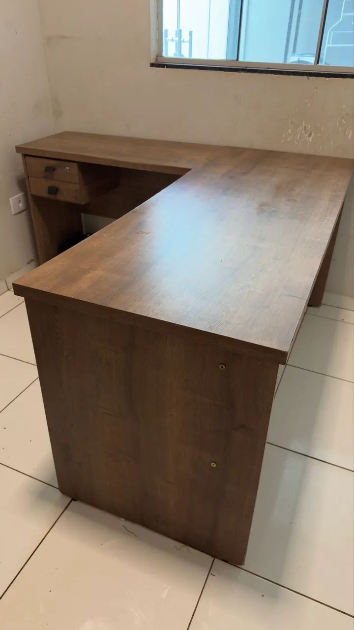 Mesa de escritório em L - Foto 3