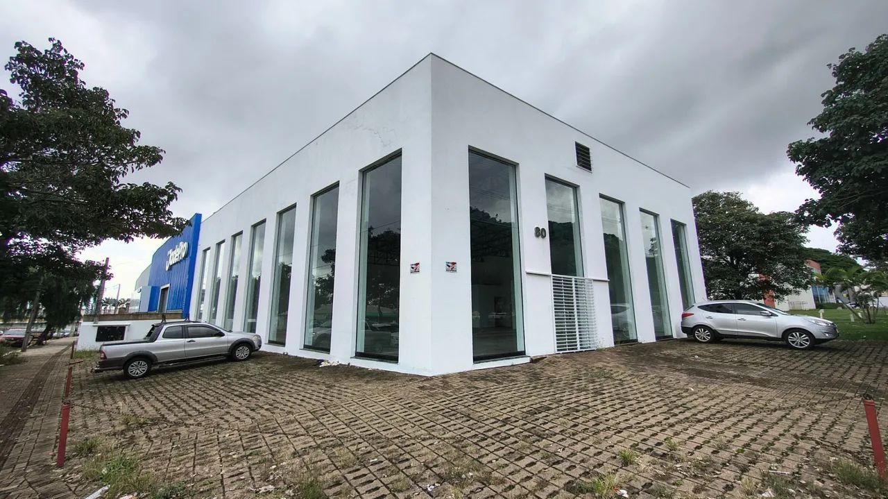 Loja com 500m² para alugar