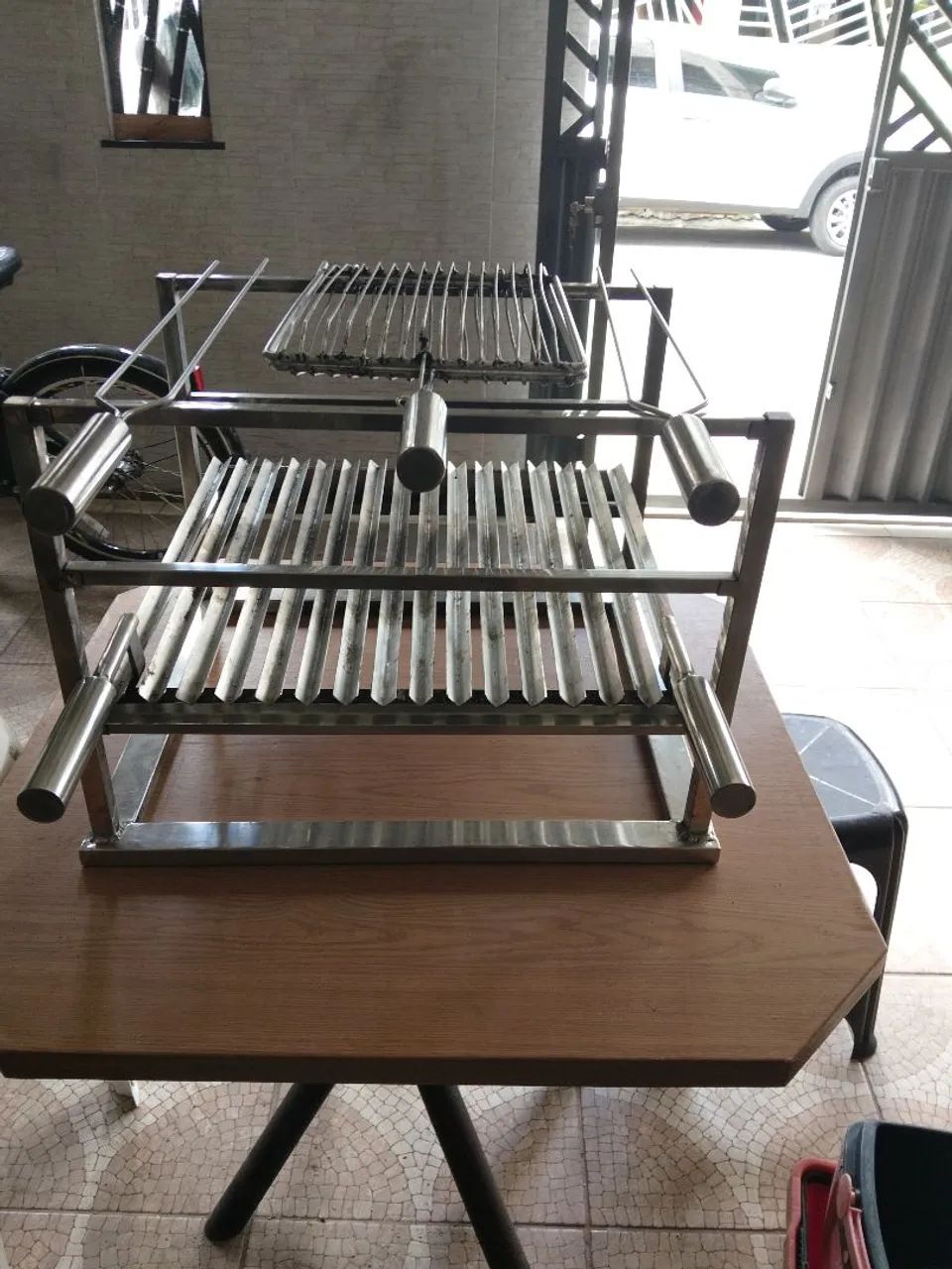 Vendo churrasqueira para uso - Foto 2