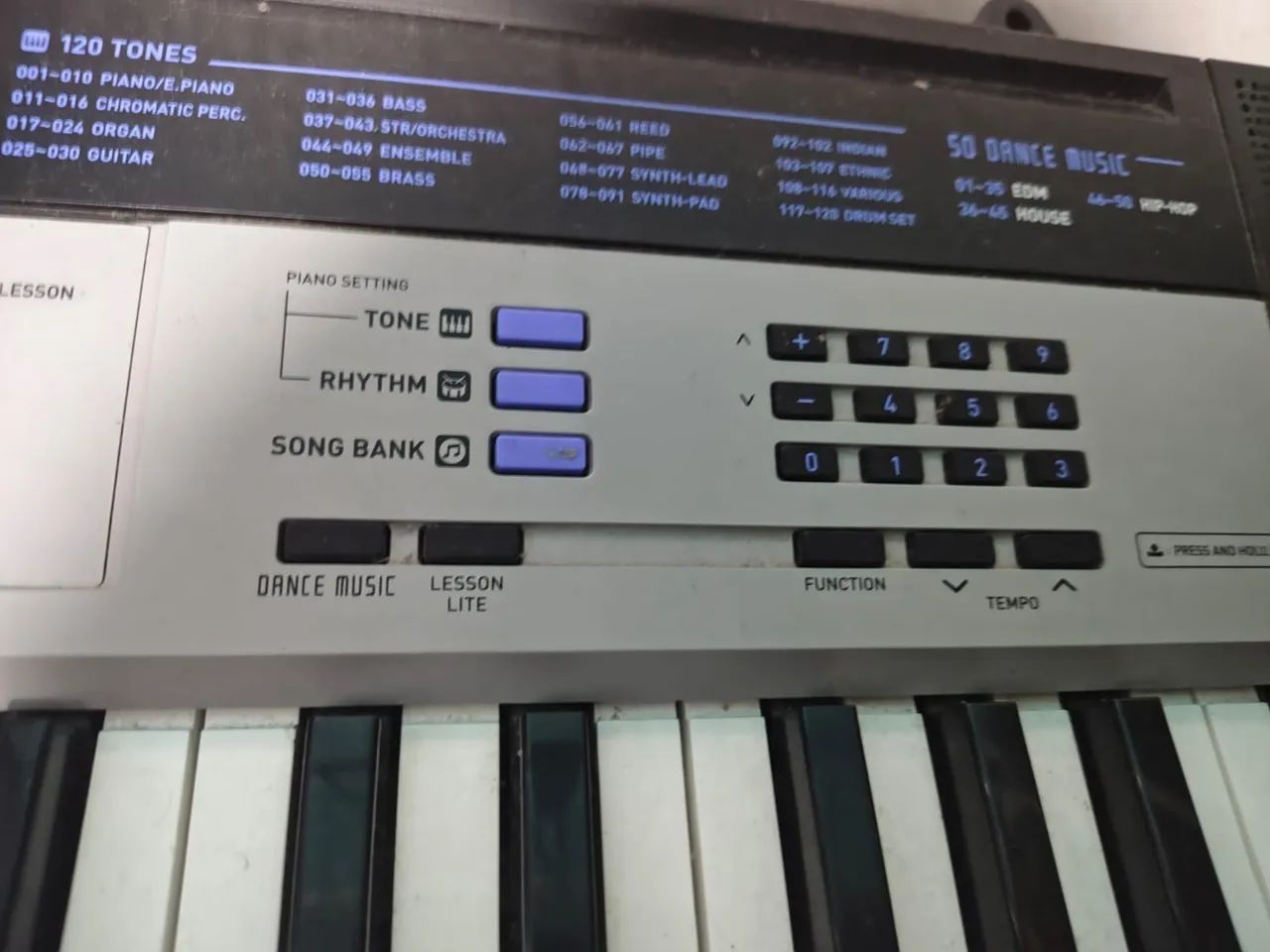 Teclado Casio 61 tecras 