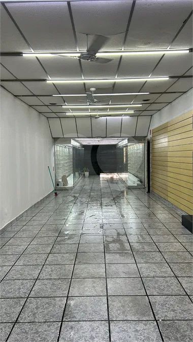Salão Comercial à venda em Santana - SP