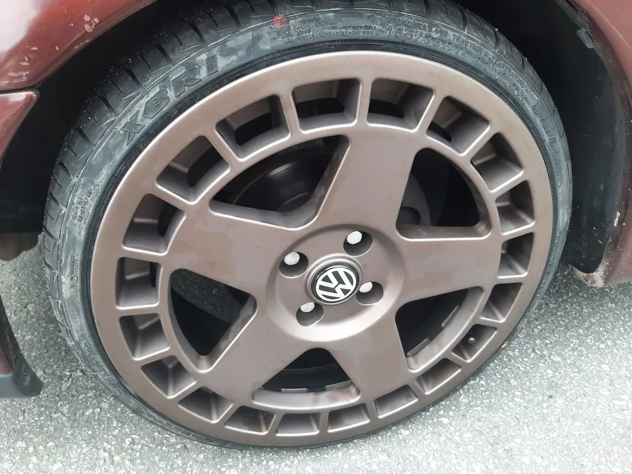 Roda quebrada Empenada vazando consertamos e pintamos  - Foto 3