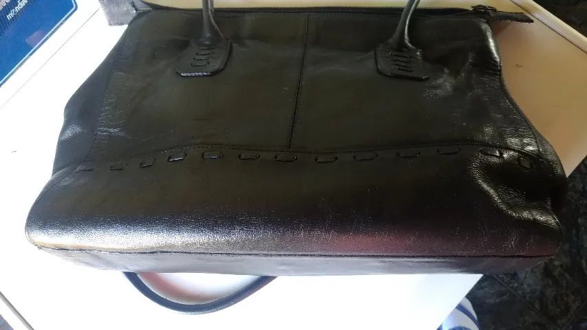 Bolsa preta em couro - Foto 4
