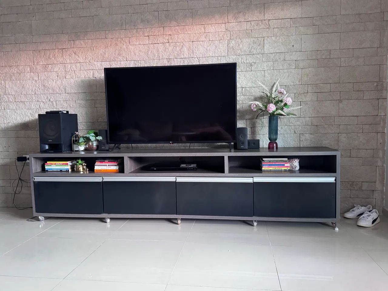 RACK TV