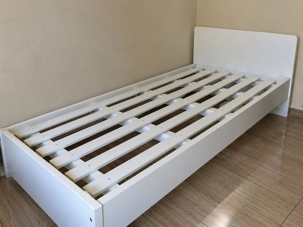 Cama solteiro 
