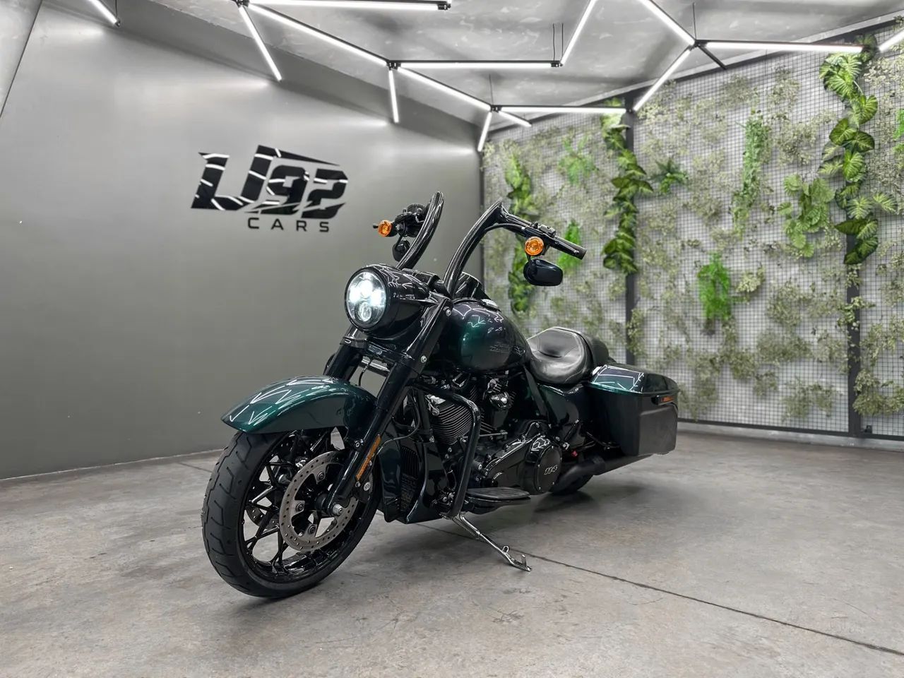 Harley-Davidson ROAD KING SPECIAL FLHRXS