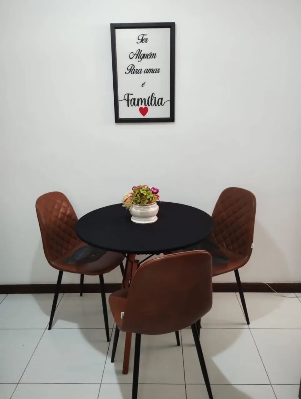 Mesa 4 cadeiras 