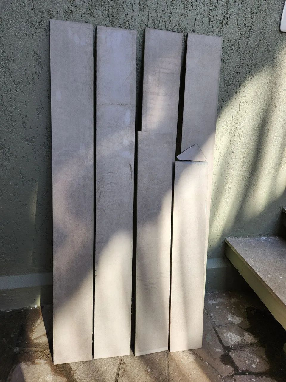Porcelanato Acetinado Rodapés Recorte - Foto 2
