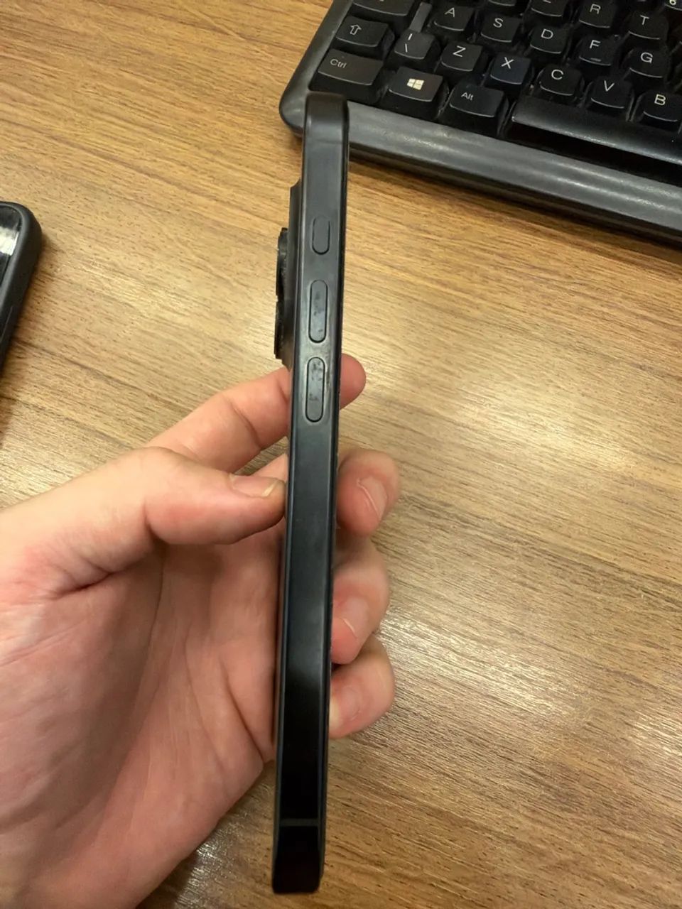 iPhone 16 Pro 256GB - Foto 3