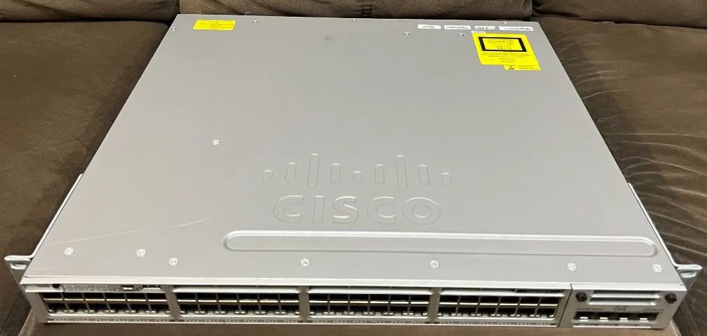 Switch Cisco WS-C3850-48T + Módulo 1GB - Foto 4