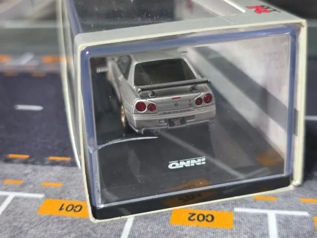 Nissan Skyline GT-R R34 V-Spec - Inno64 - Brinquedos e Jogos