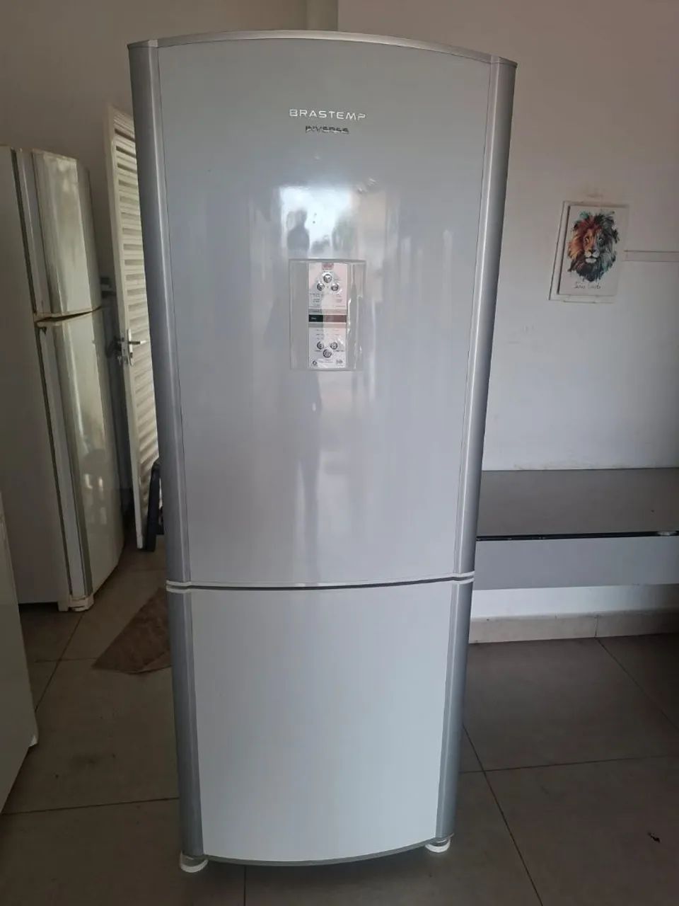 Vendo geladeira 