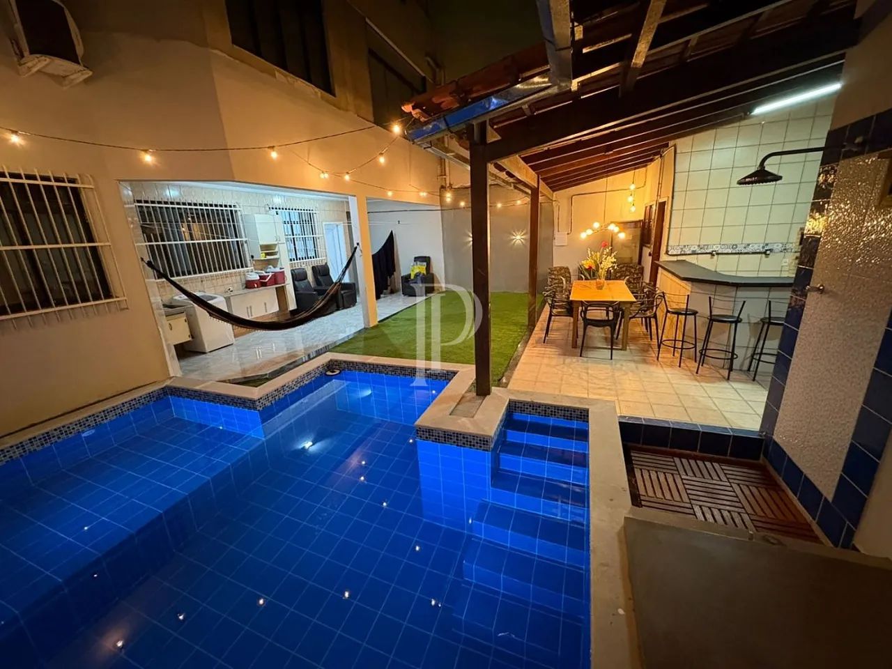 Vila Velha - Casa de 4 quartos - Itapuã