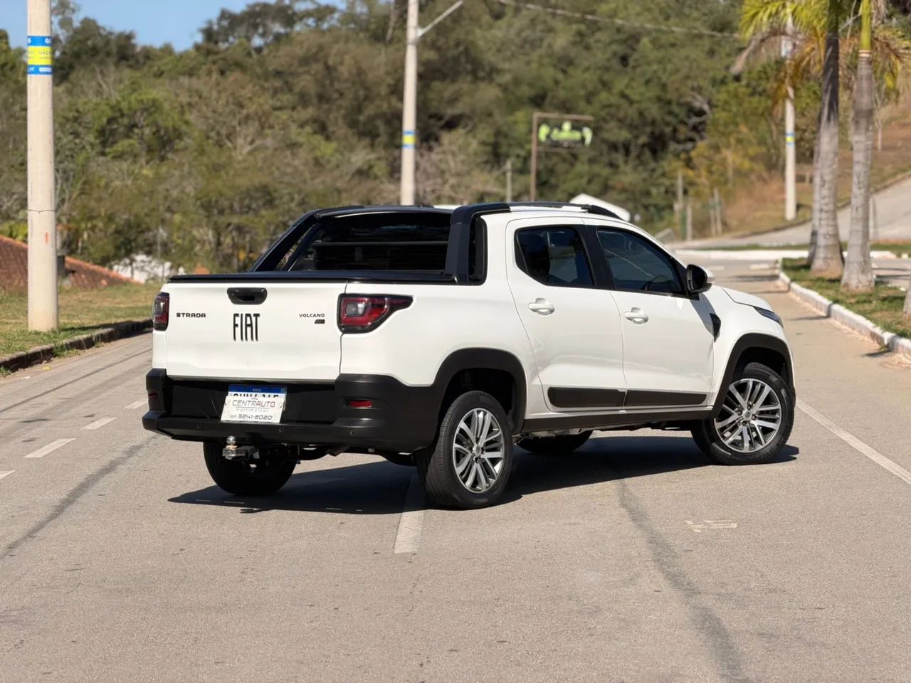 Fiat Strada Volcano 1.3 Flex 8V CD Aut. 2023 - Foto 5