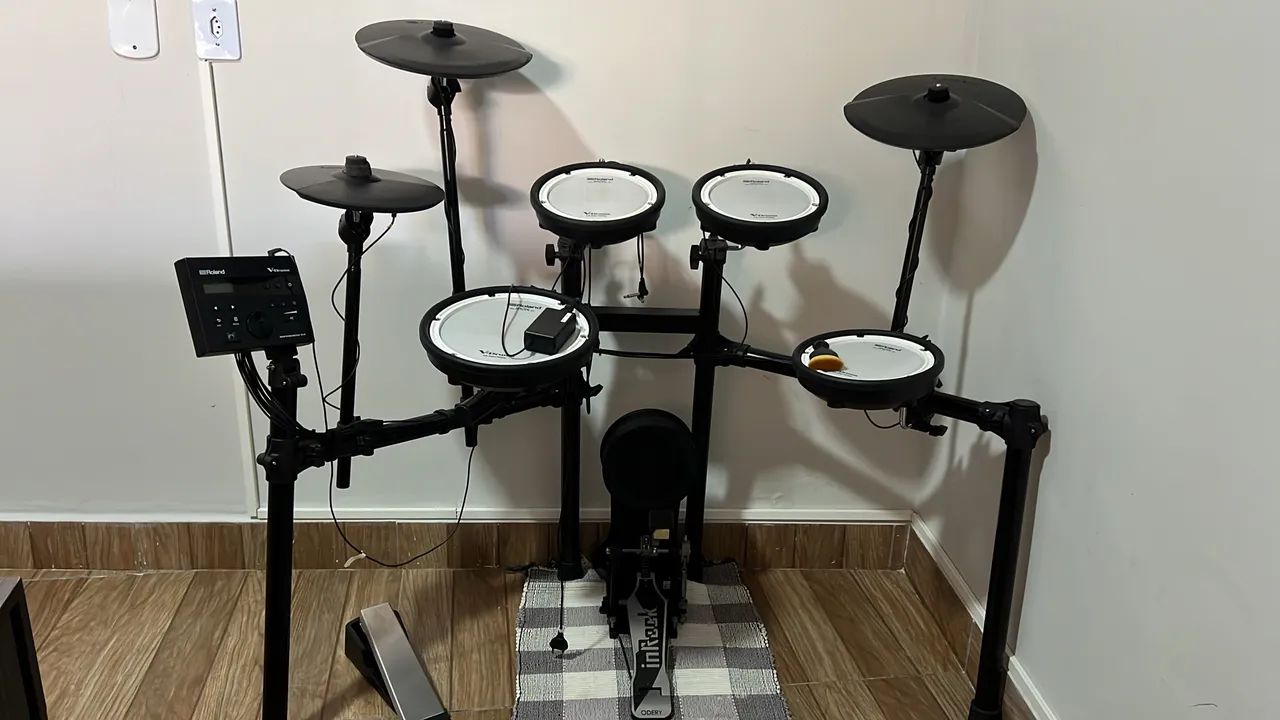 BATERIA ELETRÔNICA ROLAND TD-07KV Zerada
