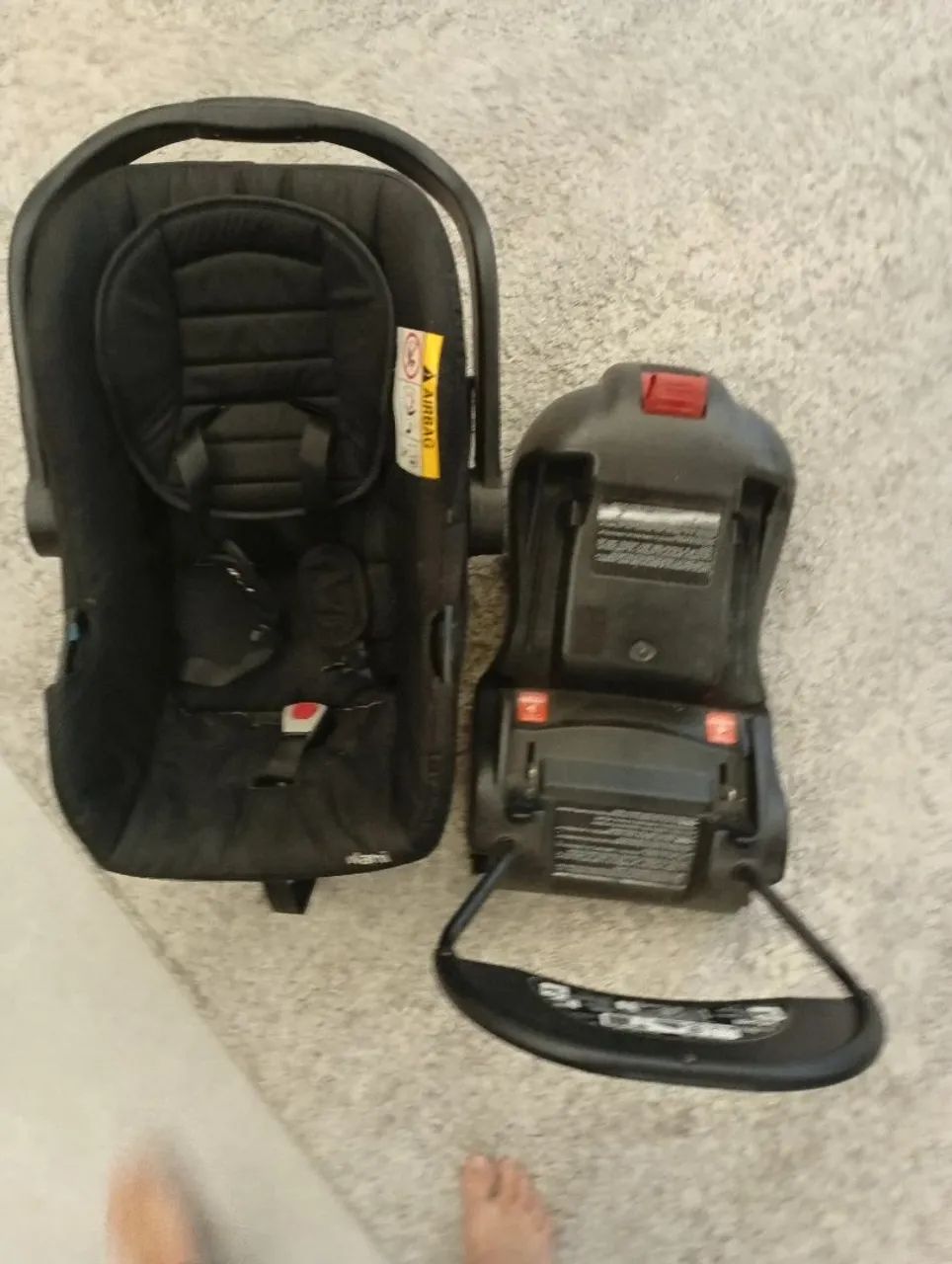 Bebê conforto com base isofix infanti