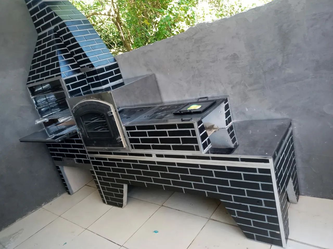 Vendo casa com piscina e ampla garagem - Foto 4