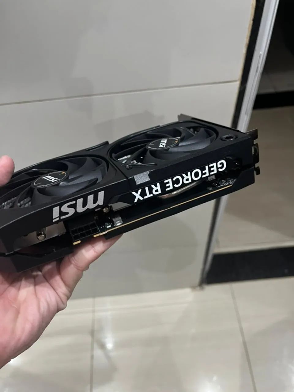 RTX 5060 MSI SHADOW 2X - Foto 4