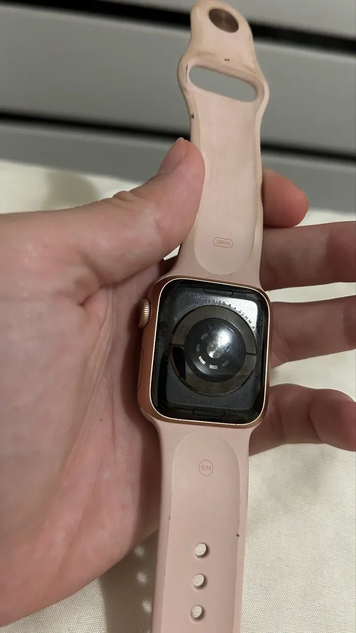 RELÓGIO APPLE WATCH - SERIE 4 40MM - Foto 3
