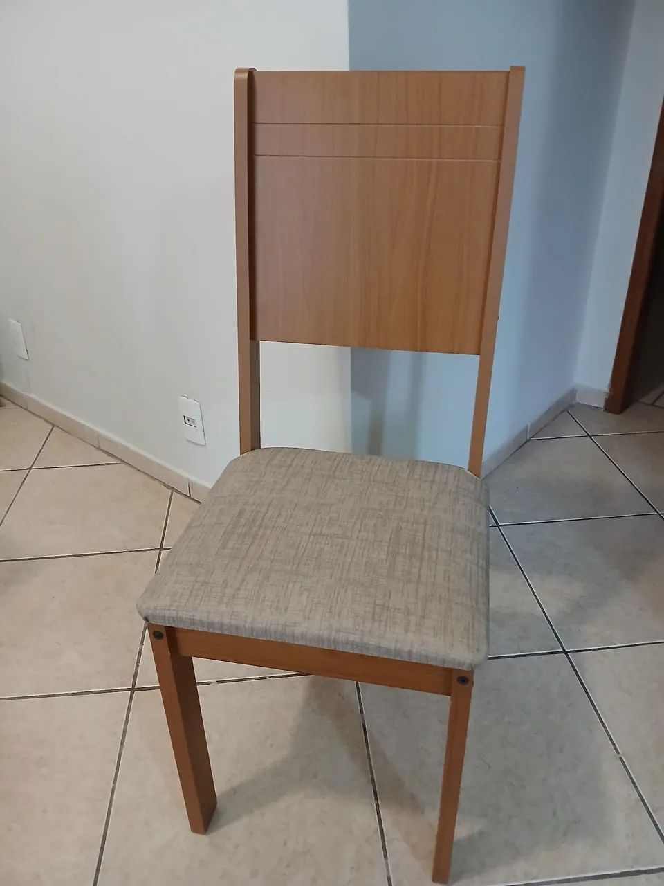 Mesa de jantar com 4 cadeiras - Foto 3