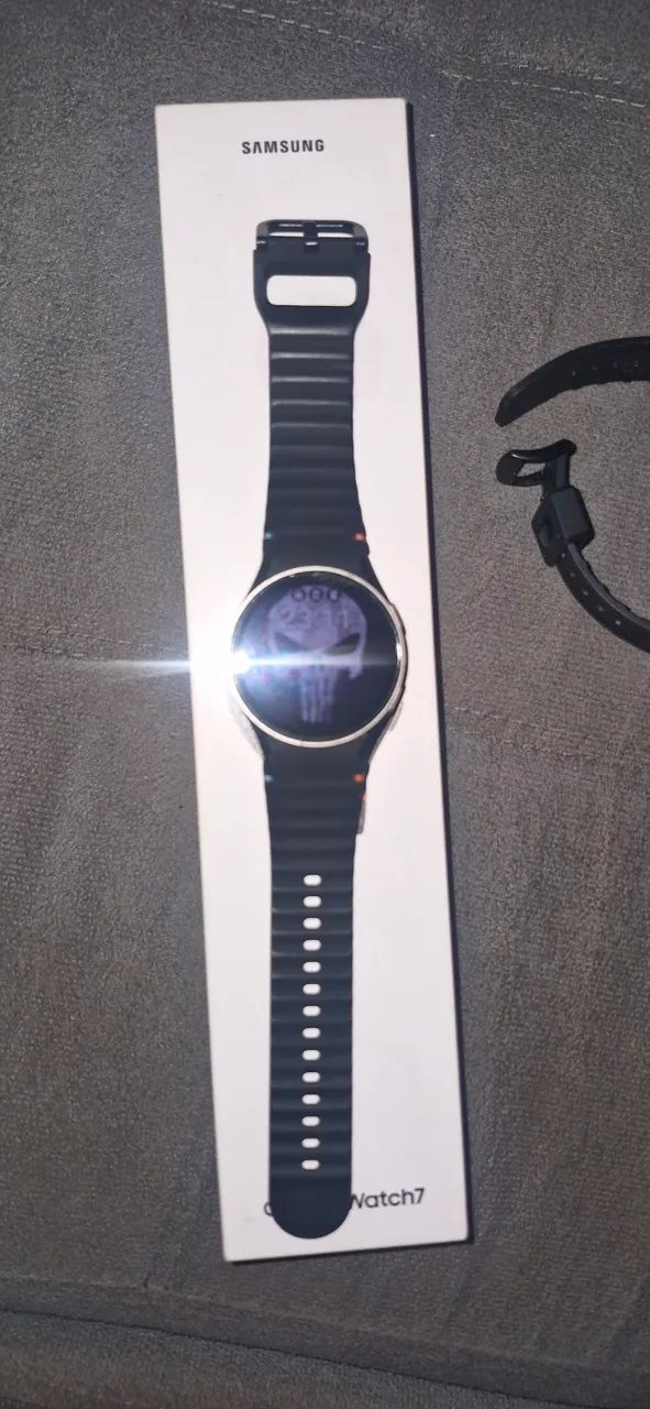 Relógio  Samsung watch 7 de 40 milímetro  com 5 pulseiras sendo uma modelo g-shok - Foto 5