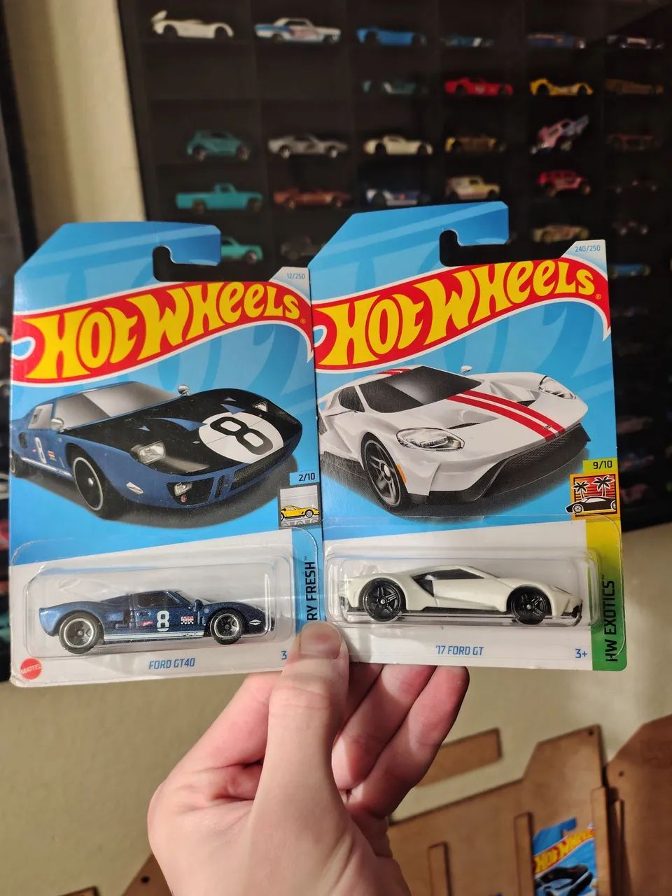 4 Hot Wheels Ford Gt - Foto 3