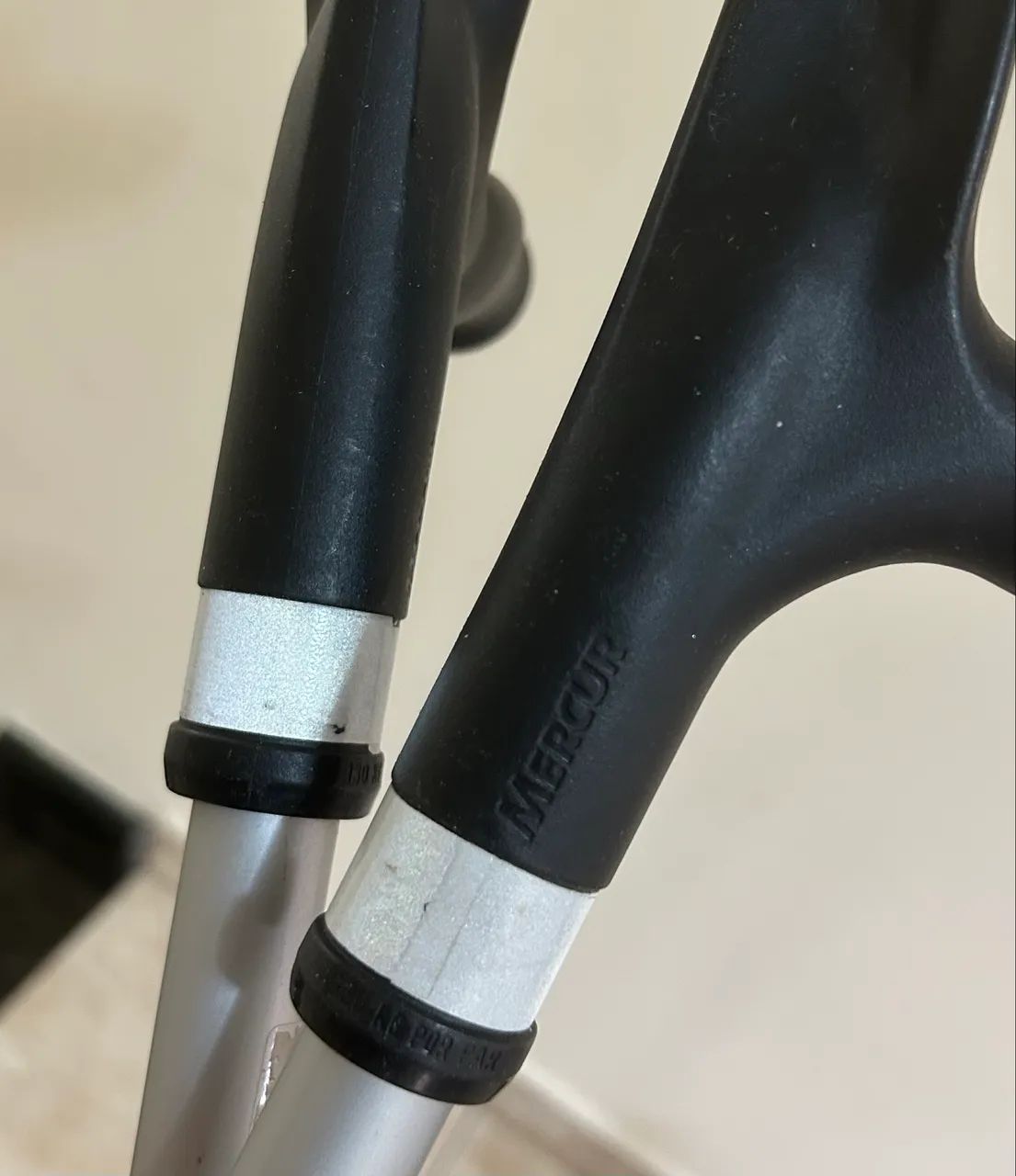 Par de muletas com apoio de braço (canadense) - Foto 3