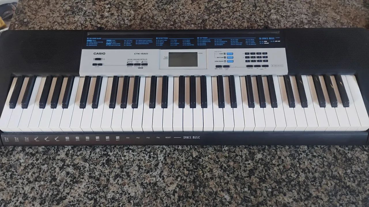 Teclado Casio CTK - 1550