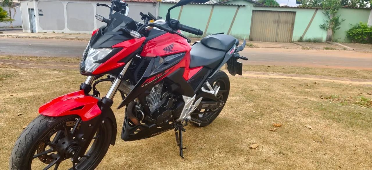 CB300F ABS - Foto 2
