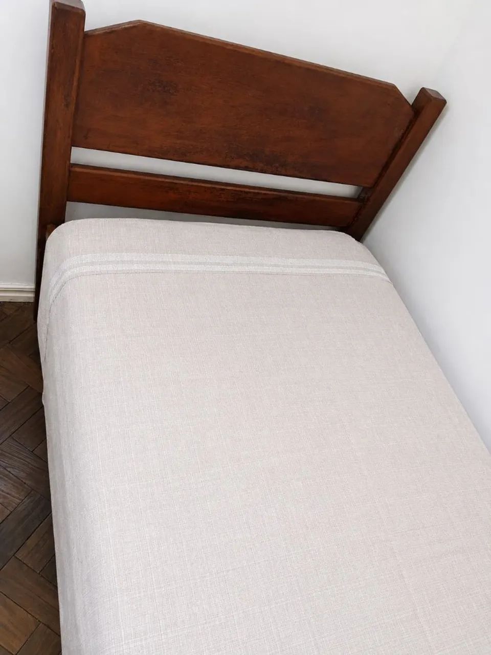 Cama de Solteiro