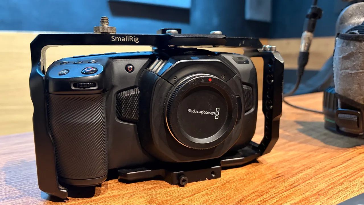 Blackmagic Pocket 4K  - Foto 4