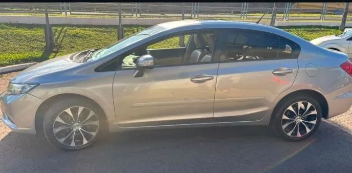 Honda Civic Civic Sedan LXR 2.0 Flexone 16V Aut. 4p 2015