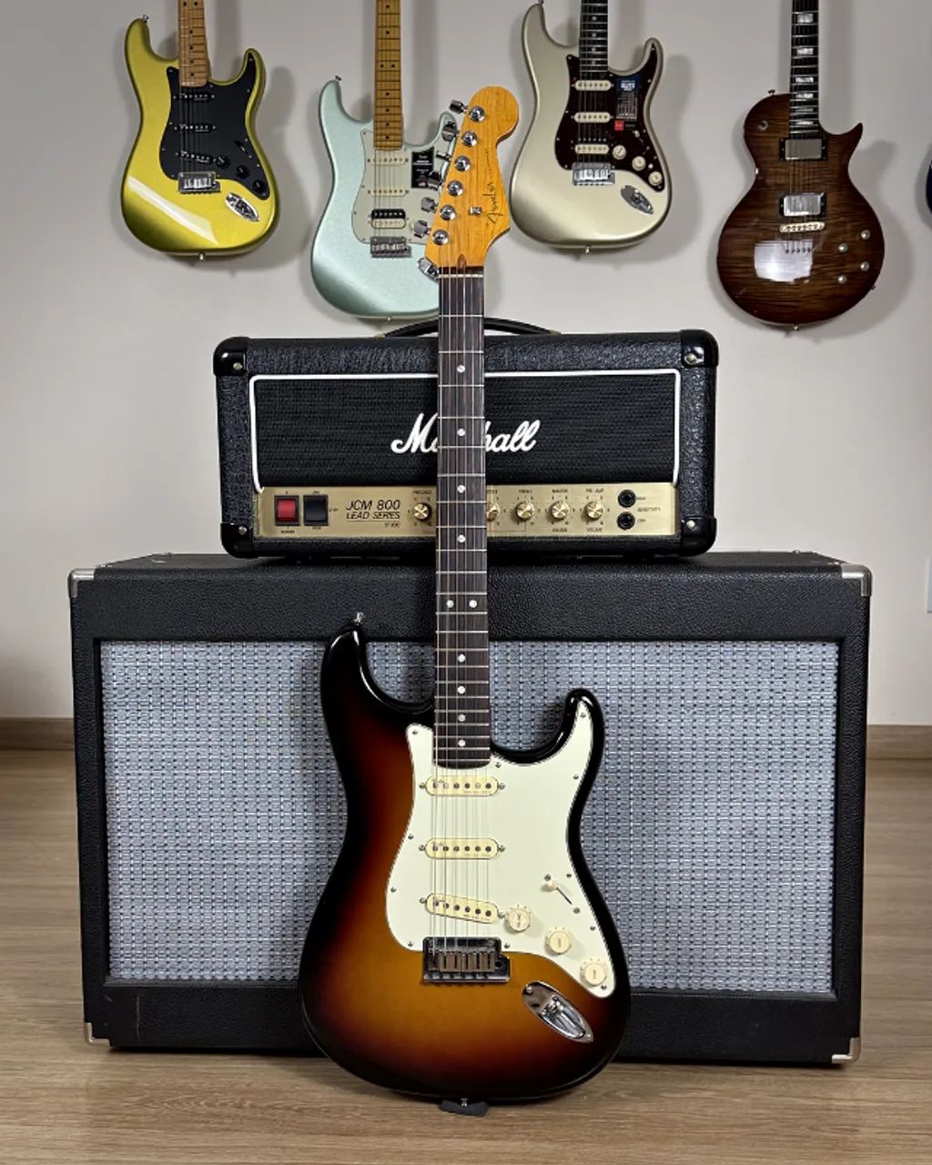 Guitarra Fender American Ultra Stratocaster® Ultraburst SSS