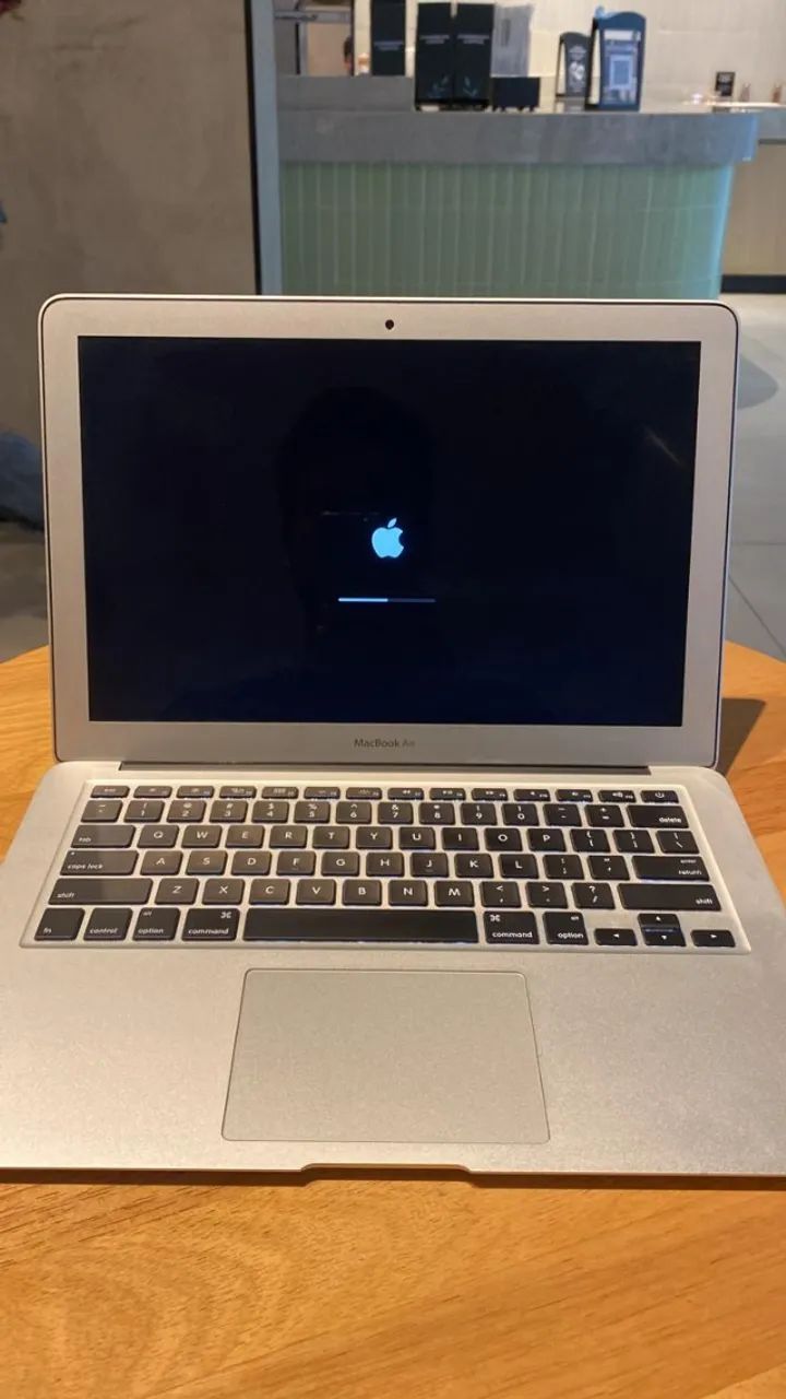 MacBook Air Intel i5 - Ótimo Estado | Funcionando Perfeitamente