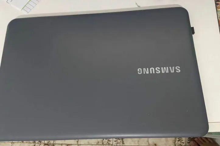 Notebook Samsung Essentials E30 (C/ Upgrade) - Foto 2