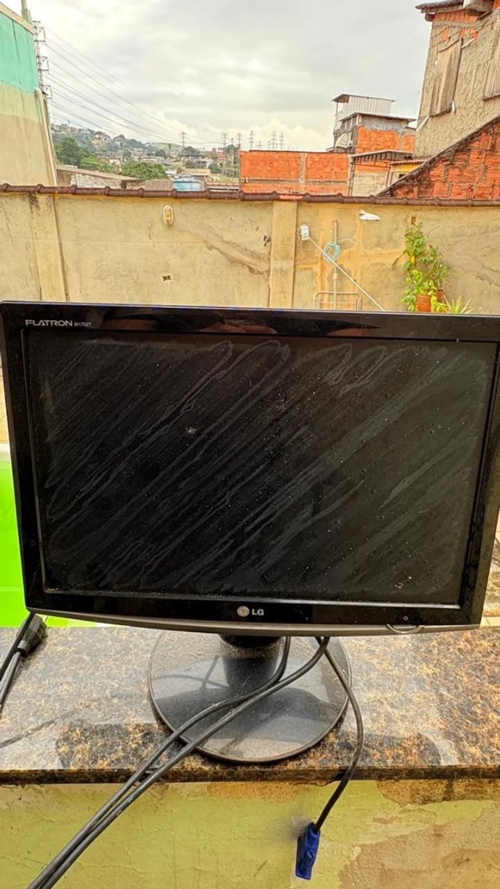 Monitor LG Flatron 17" W1752T-PF ? Funcionando - Foto 3