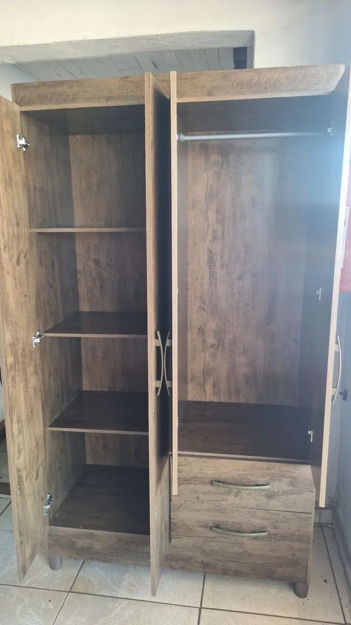 Guarda roupa 4 portas novo - Foto 2