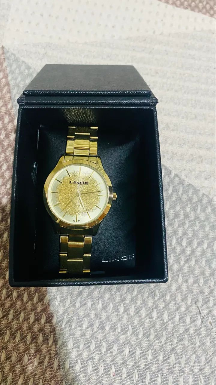 Relógio feminino novo 