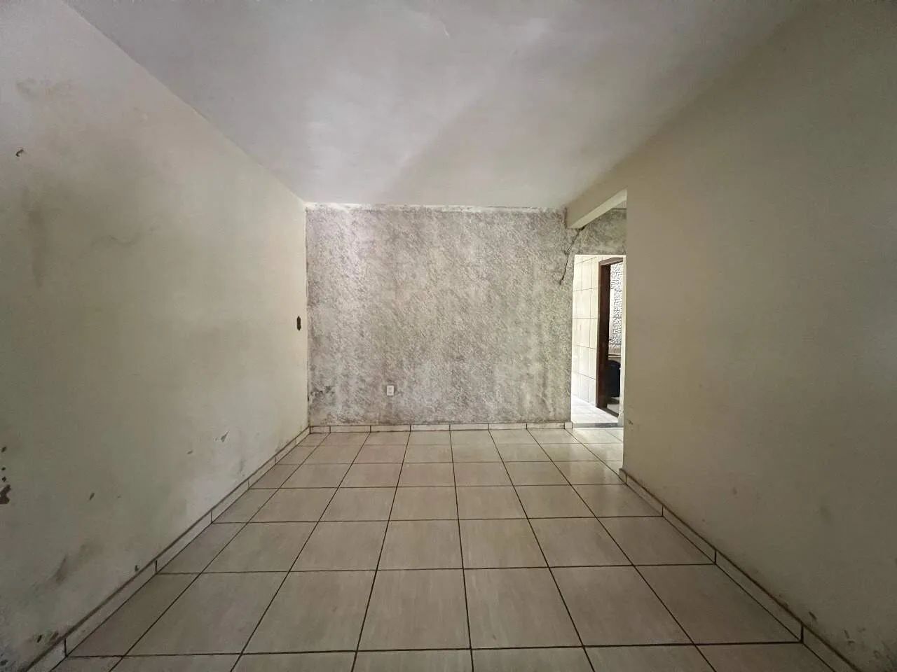 Casa Residencial com 04 quartos em Itaúna!! - Foto 2