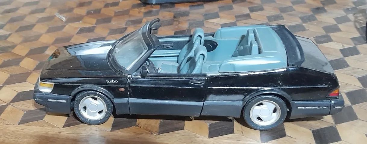 Miniatura em metal SAAB 900 Turbo Cabriolet - Marca: Anson
