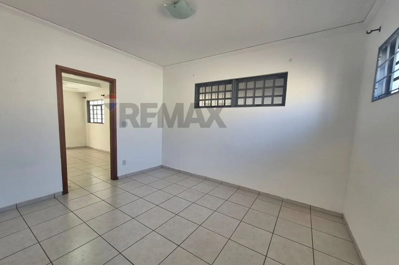 Casa para 3 dormitórios/locação - Foto 2