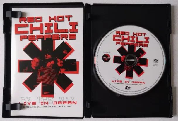 DVD - Red Hot Chilli Peppers - Live In Japan - 2004 - CDs, DVDs