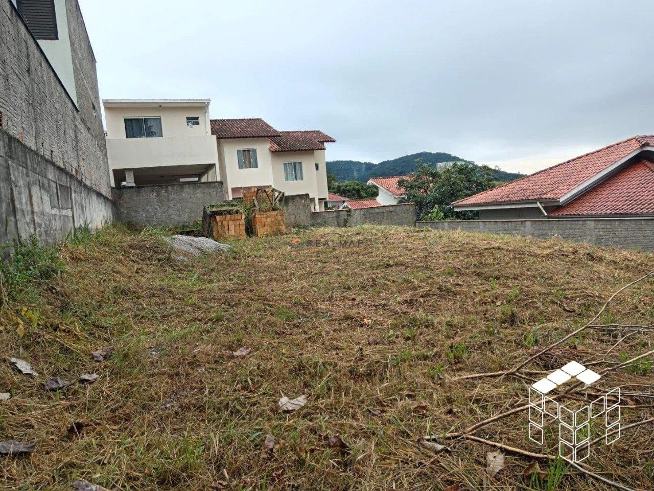 TERRENO À VENDA NO BAIRRO REAL PARQUE, SÃO JOSÉ - SC. REF: 1955399