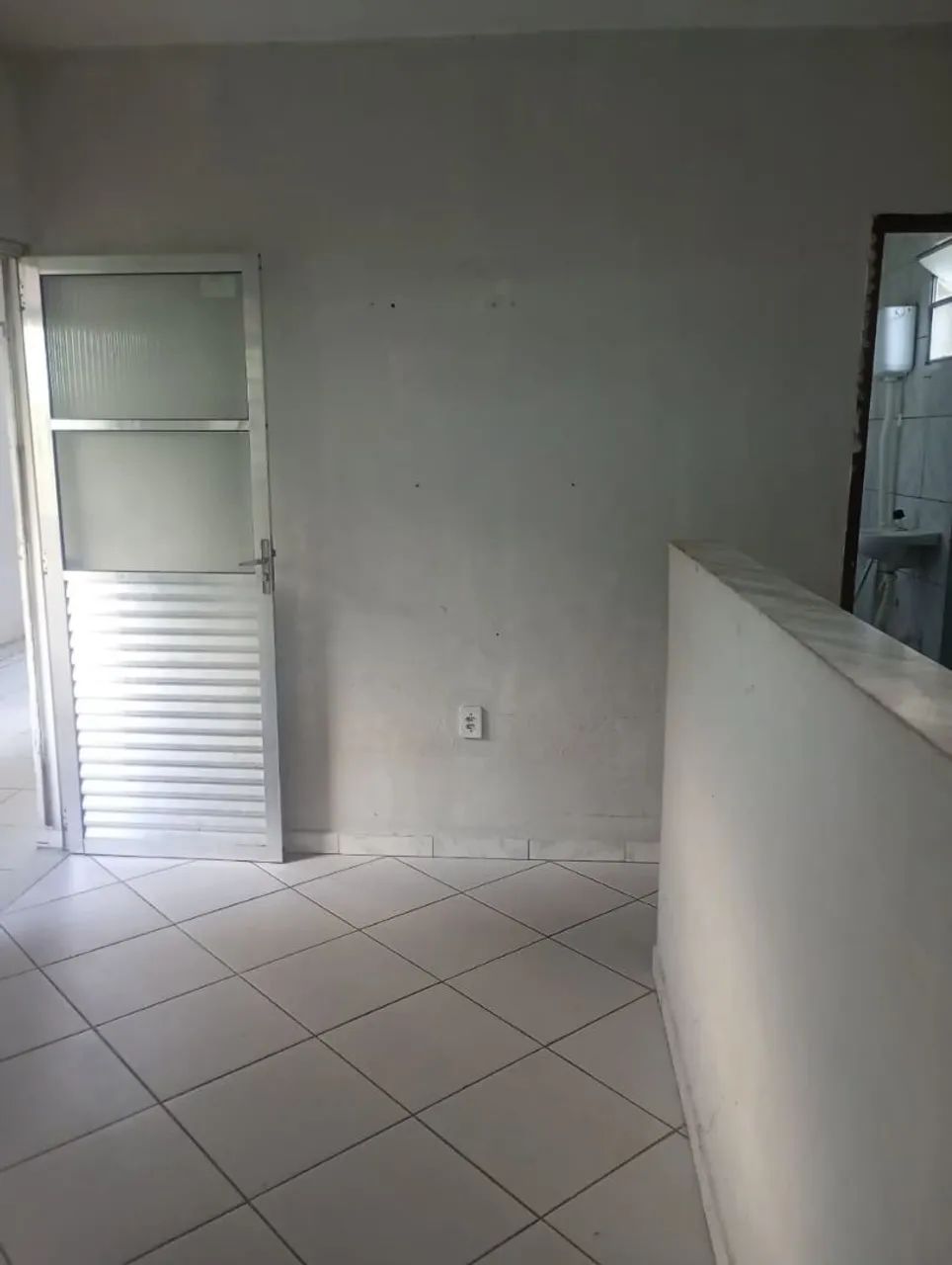 KITNET CAJ 5 - 1 e 2 QUARTOS R$450,00 - 500