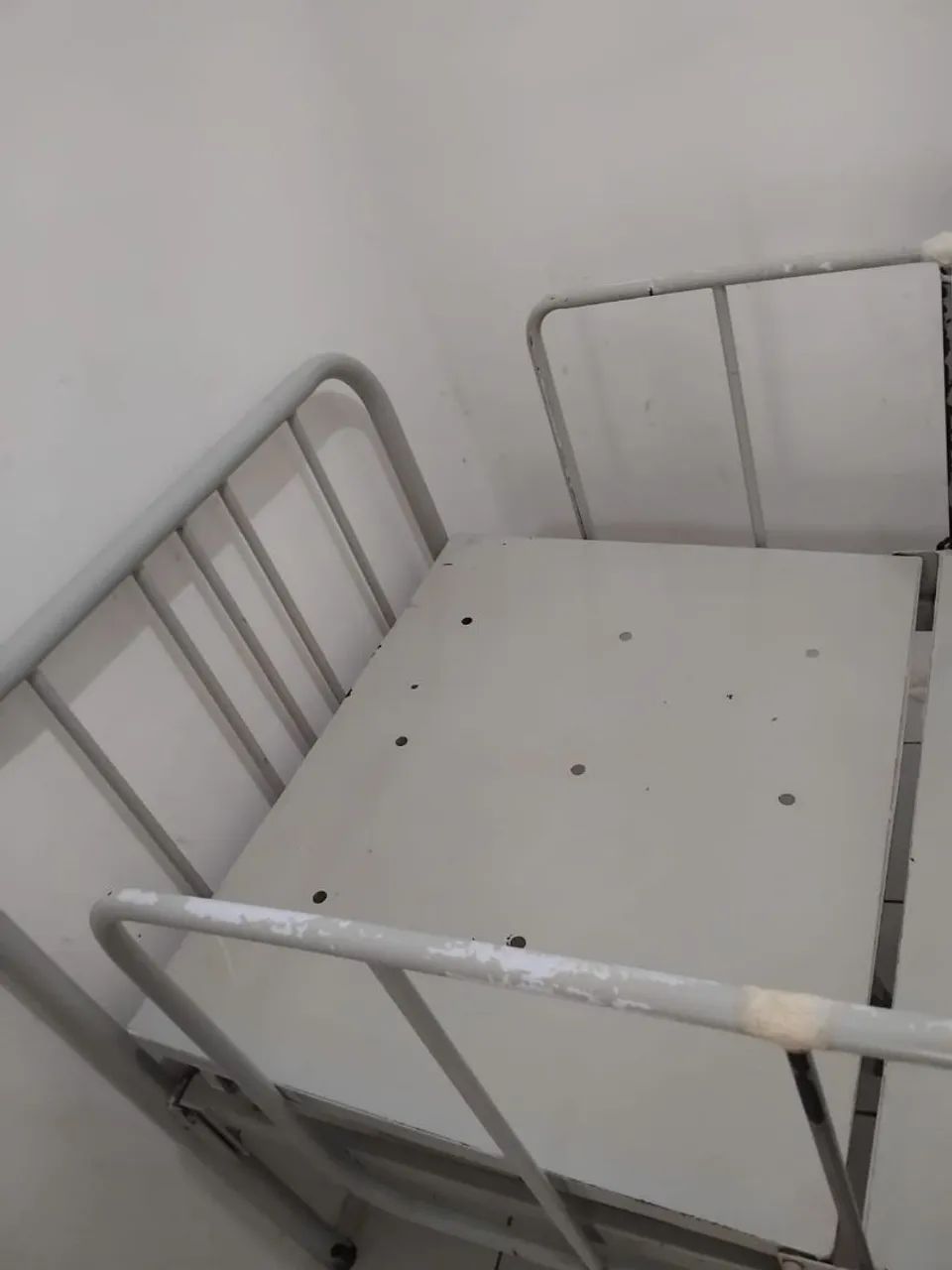 Cama hospitalar  - Foto 2